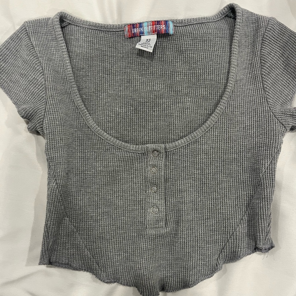 Urban Outfitters grey cropped tee shirt size XSmall